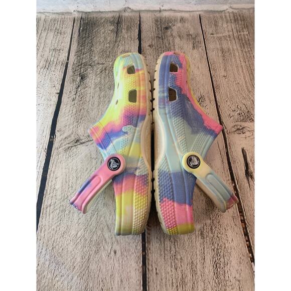 CROCS Unisex Adult Pastel Tie Dye Classic Clogs / Size: M6 - W8 - Picture 4 of 9